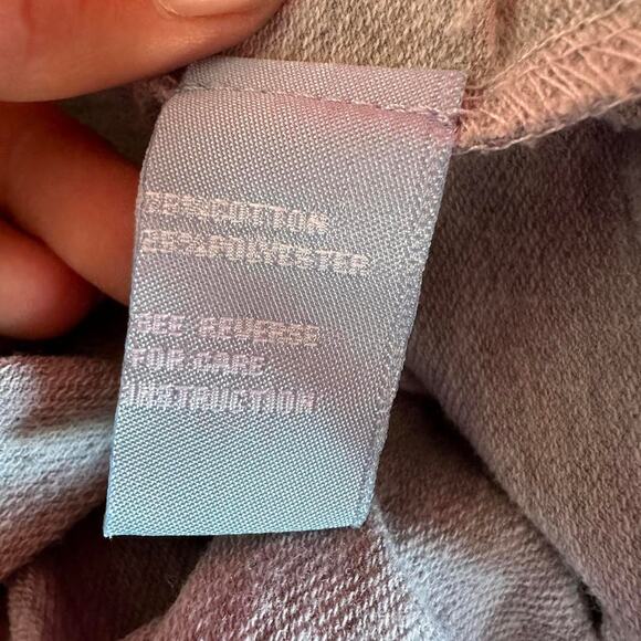 Womens Sweater Size Medium Cut Out Shoulder Lace Detail Casual Indie Travel - Picture 7 of 8